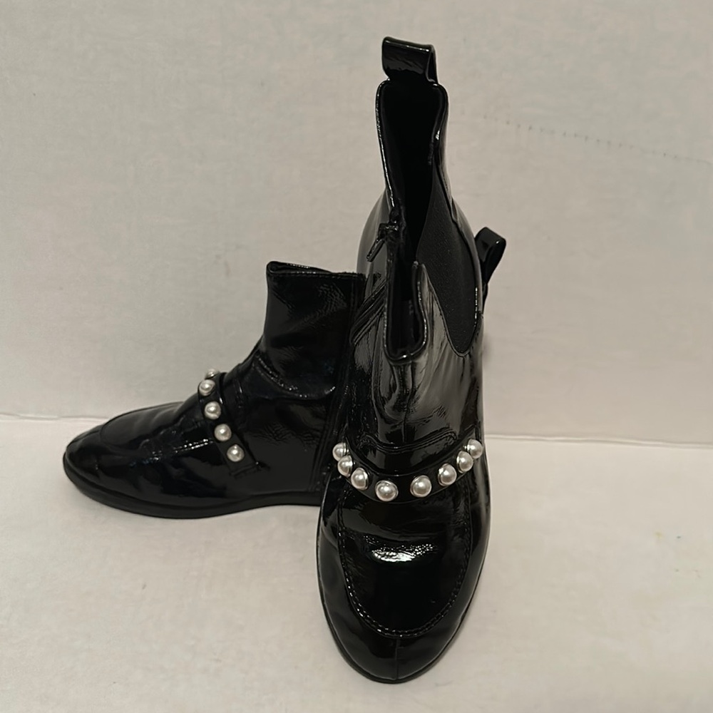 ZARA BLACK LEATHER BOOTS